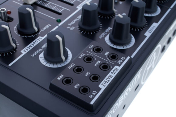 Arturia MicroBrute